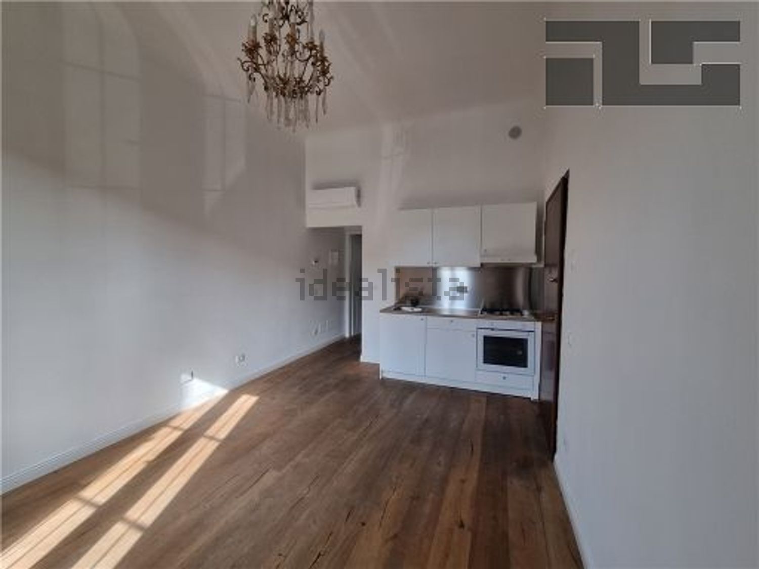 appartamento in vendita a Firenze in zona Campo di Marte