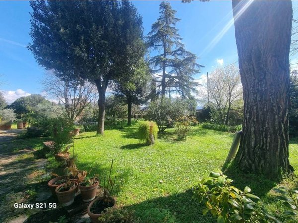 casa indipendente in vendita a Firenze in zona Novoli