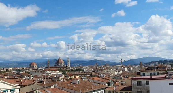 appartamento in vendita a Firenze in zona Centro Santa Maria Novella