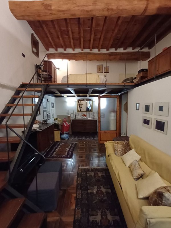 appartamento in vendita a Firenze in zona Centro Santa Maria Novella