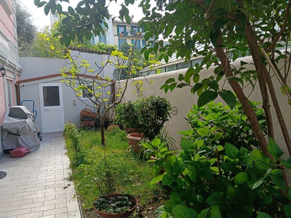 appartamento in vendita a Firenze in zona Campo di Marte