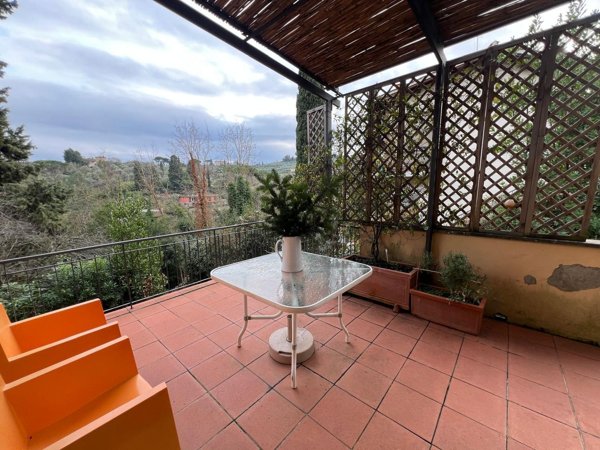 appartamento in vendita a Firenze in zona Pian dei Giullari