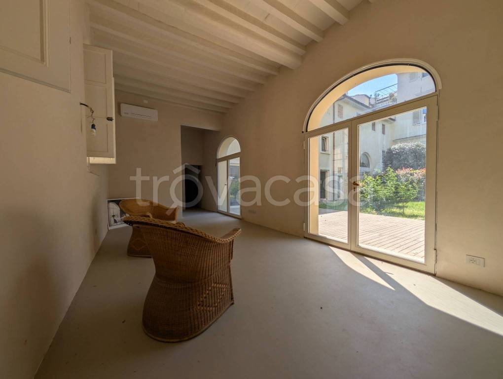 appartamento in vendita a Firenze in zona Centro San Frediano