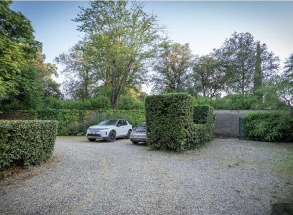 casa indipendente in vendita a Firenze in zona Careggi