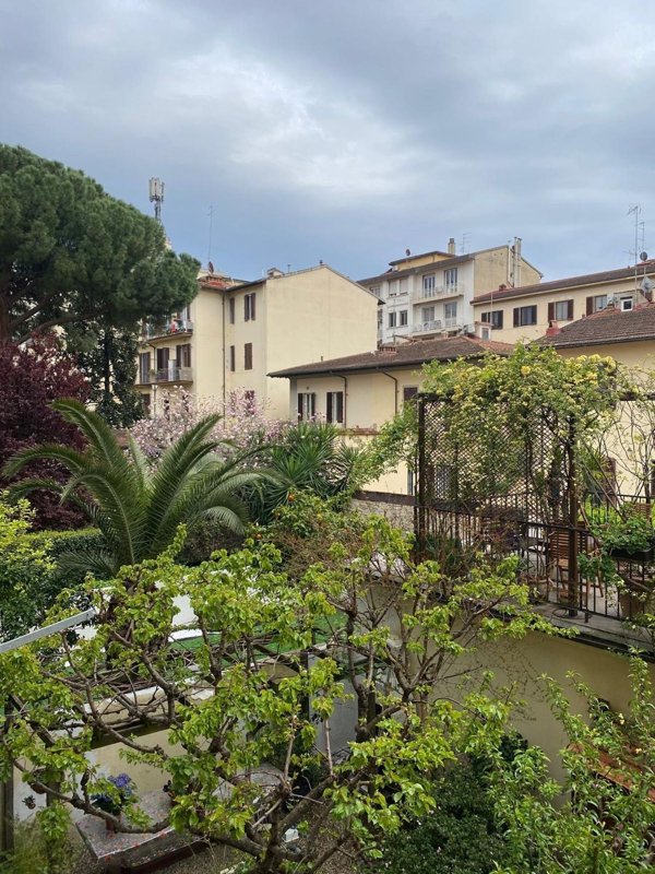 appartamento in vendita a Firenze in zona Statuto