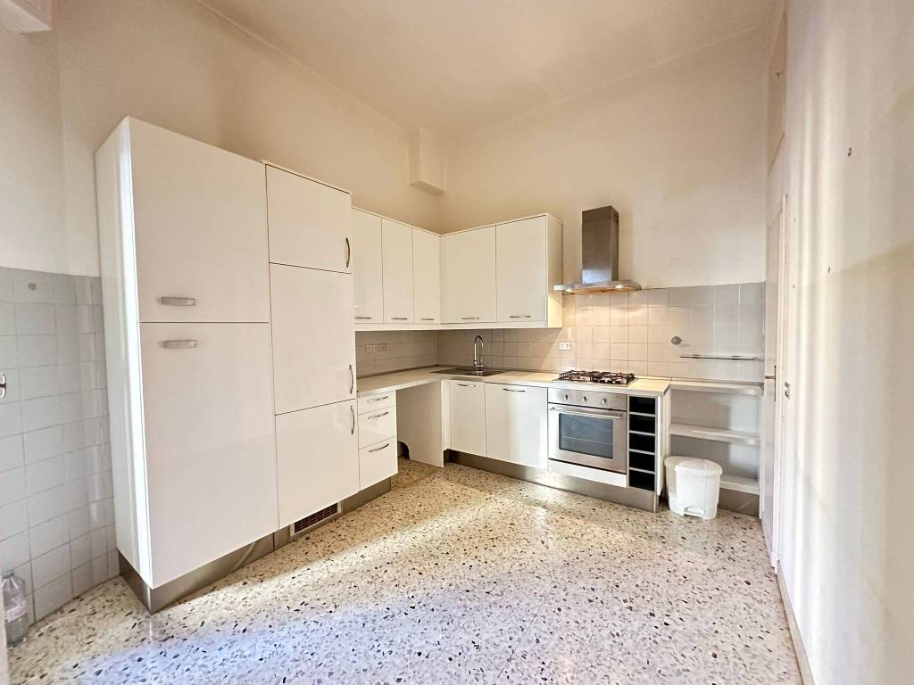 appartamento in vendita a Firenze in zona Campo di Marte