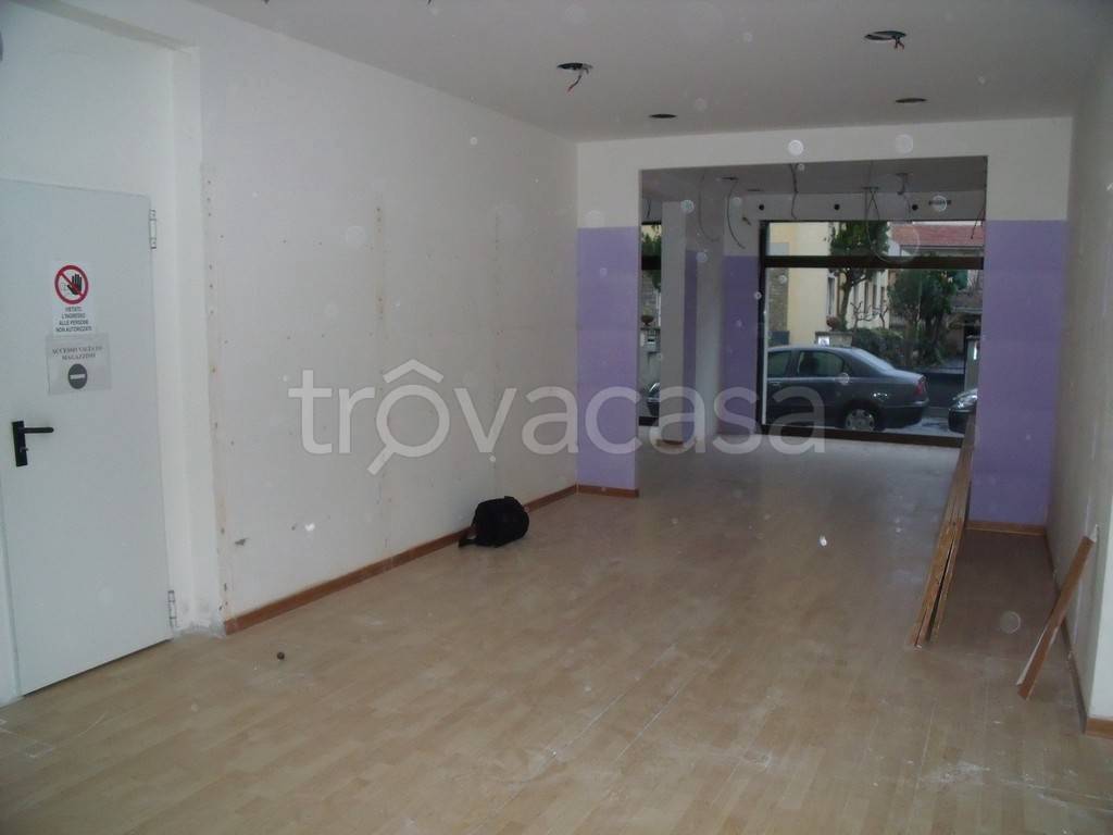 trivano in vendita a Firenze in zona Isolotto