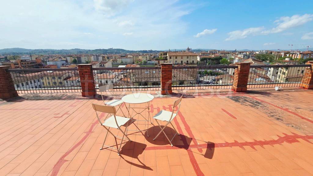 appartamento in vendita a Firenze in zona Campo di Marte