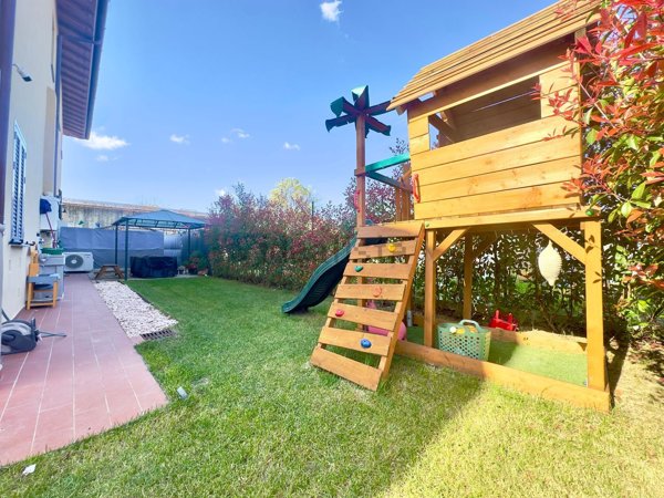 appartamento in vendita a Firenze in zona Firenze Nova