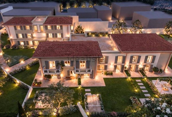 appartamento in vendita a Firenze in zona Pignone