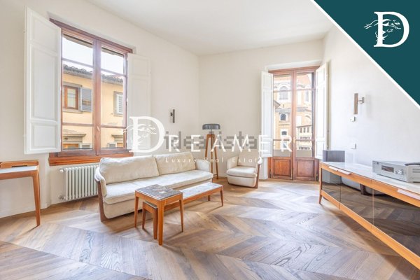 appartamento in vendita a Firenze in zona Centro Santa Maria Novella