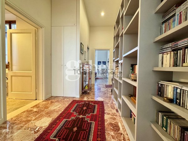 appartamento in vendita a Firenze in zona Statuto