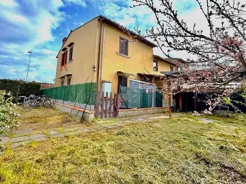 appartamento in vendita a Firenze in zona Legnaia