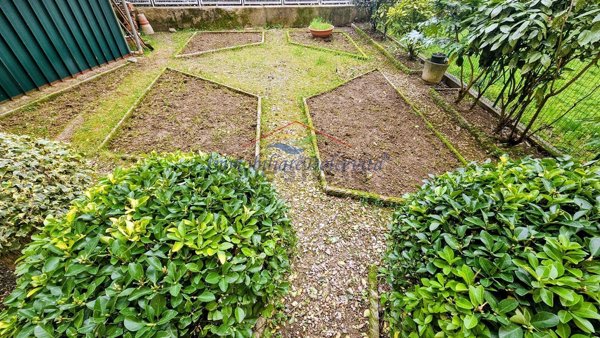 appartamento in vendita a Firenze in zona Isolotto