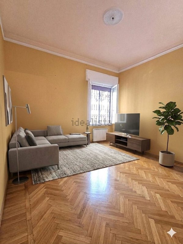 appartamento in vendita a Firenze in zona Campo di Marte