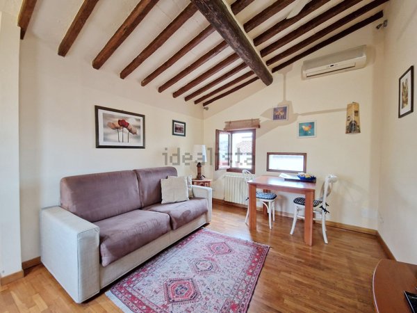 appartamento in vendita a Firenze in zona Centro Santa Croce