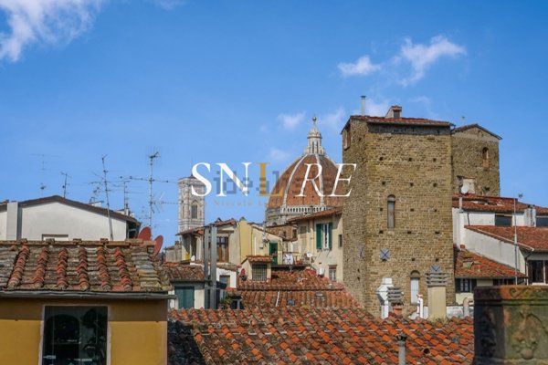 appartamento in vendita a Firenze in zona Centro Santa Croce