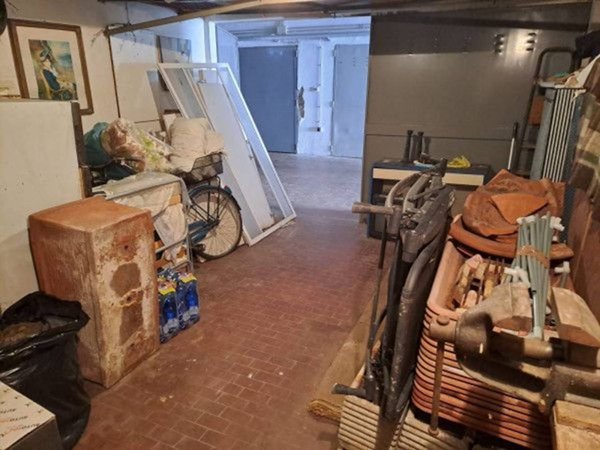 negozio in vendita a Firenze in zona Isolotto