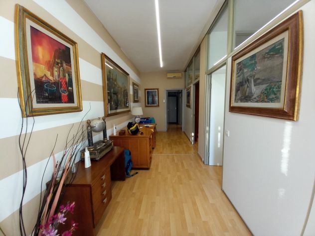 ufficio in vendita a Firenze in zona Novoli