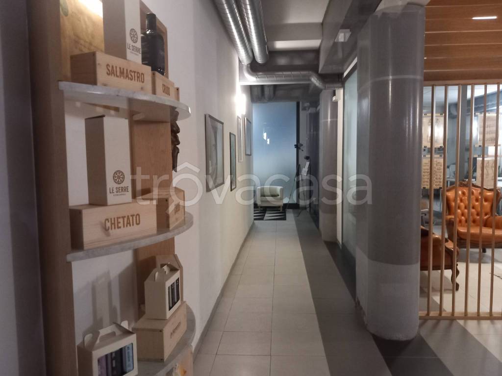 locale commerciale in vendita a Firenze in zona Gavinana