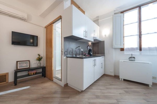 monolocale in vendita a Firenze in zona Centro Santa Maria Novella