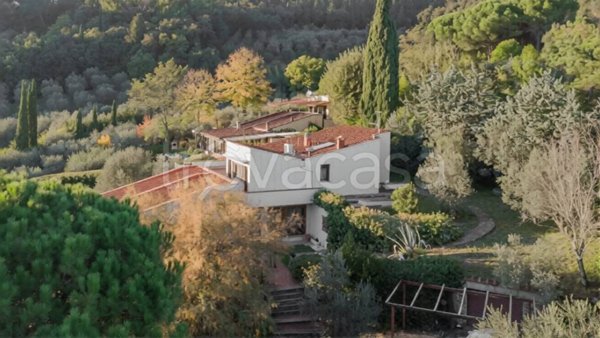 casa indipendente in vendita a Firenze in zona Settignano