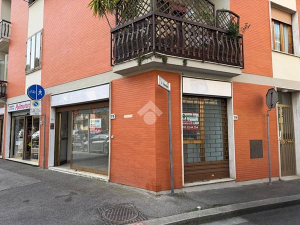 negozio in vendita a Firenze in zona Coverciano