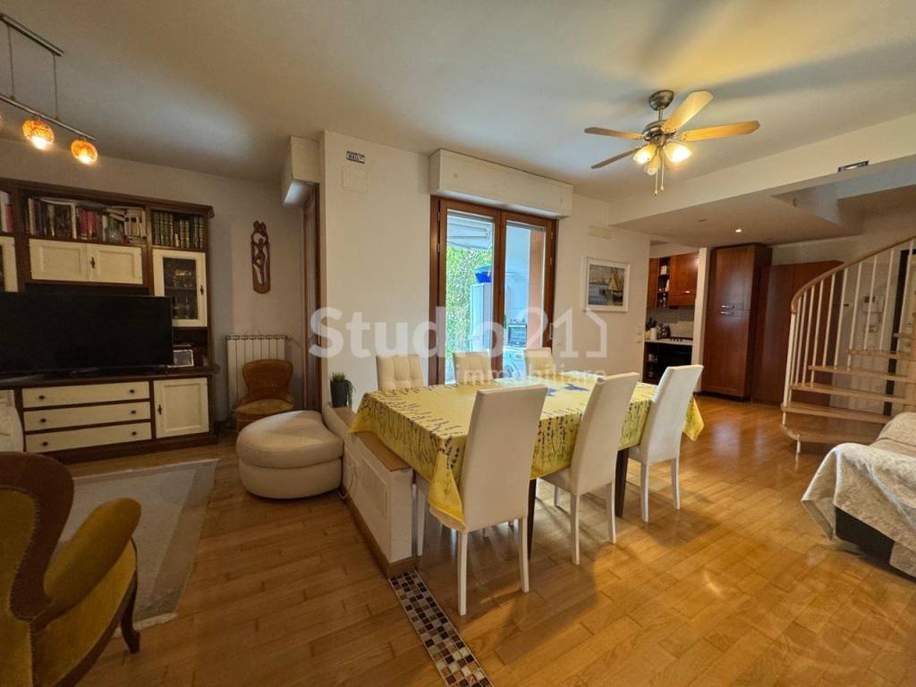 appartamento in vendita a Firenze in zona Careggi