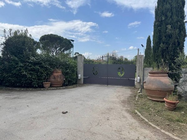 casa indipendente in vendita a Firenze