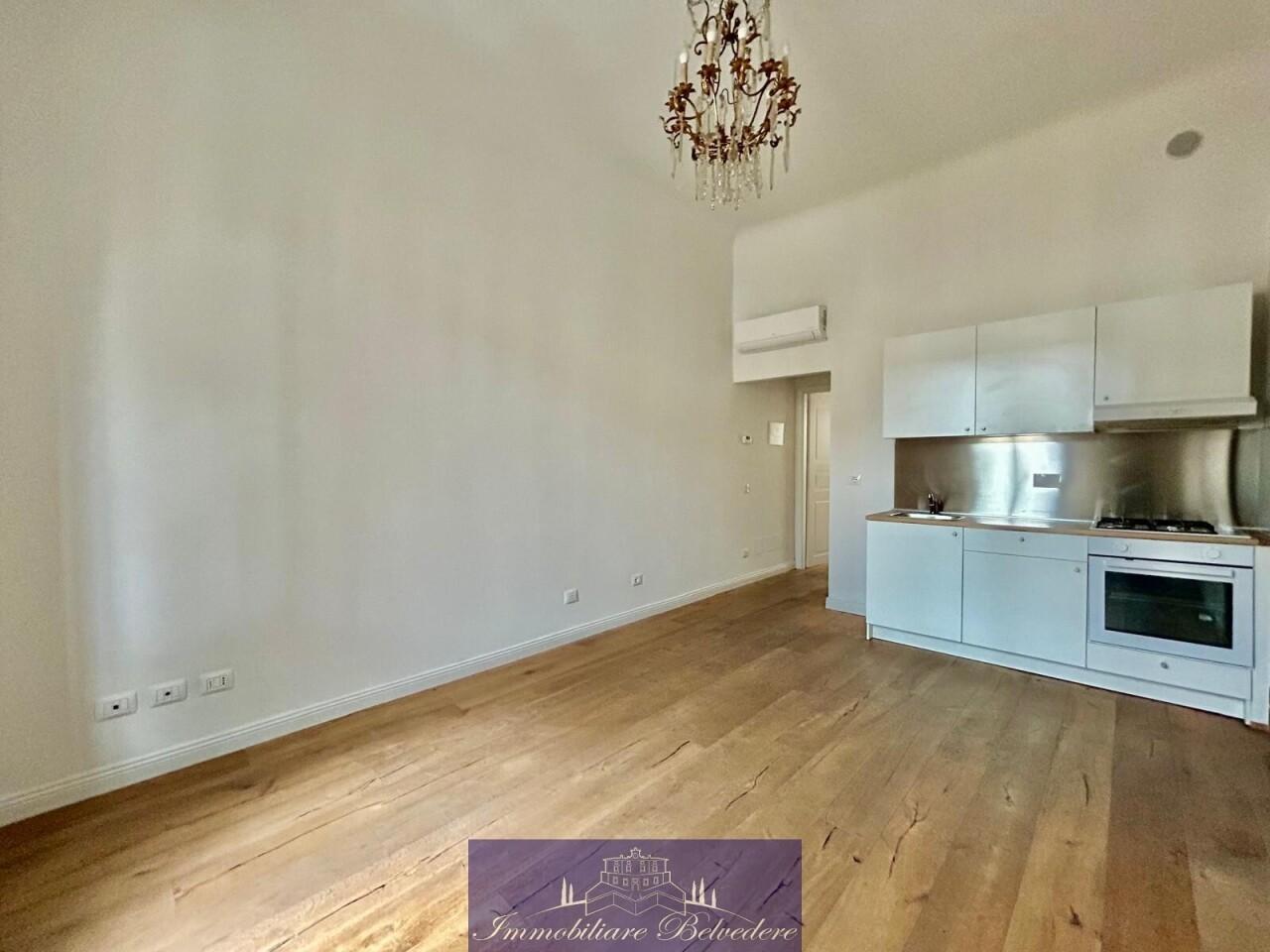 appartamento in vendita a Firenze in zona Campo di Marte