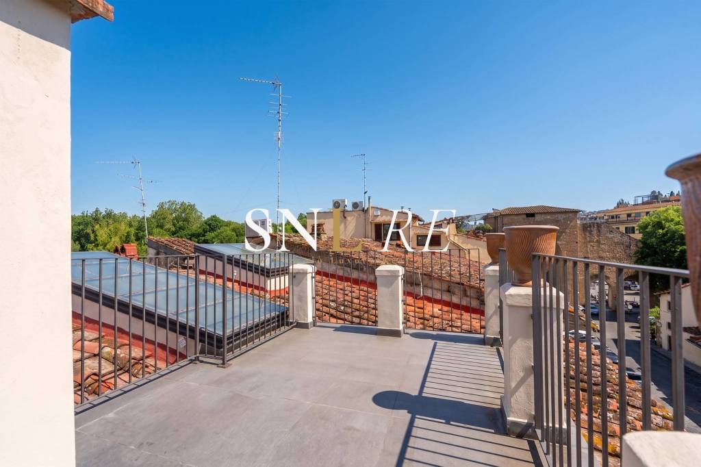 appartamento in vendita a Firenze in zona Centro San Frediano