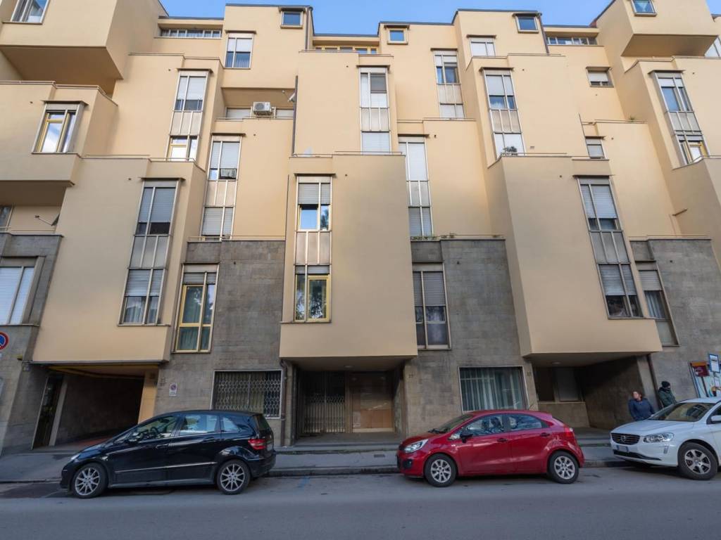 locale commerciale in vendita a Firenze in zona Centro Storico