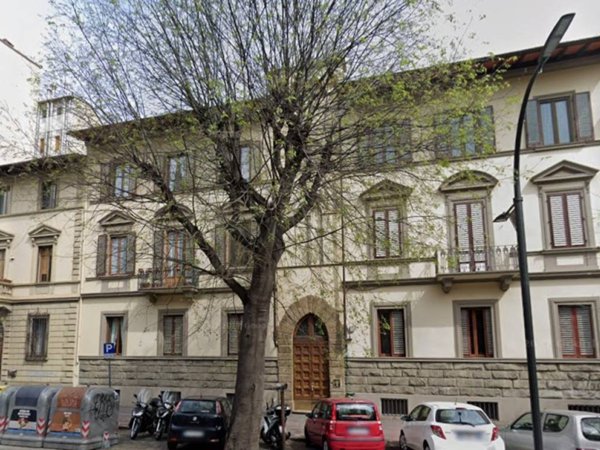 appartamento in vendita a Firenze in zona Campo di Marte