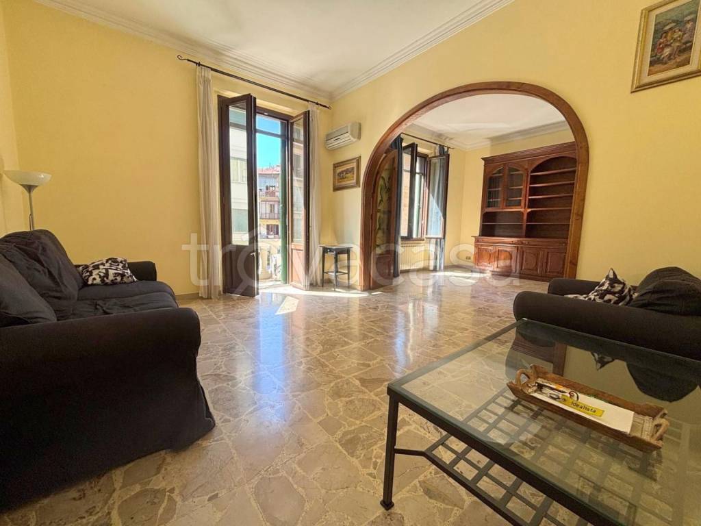 appartamento in vendita a Firenze in zona Statuto