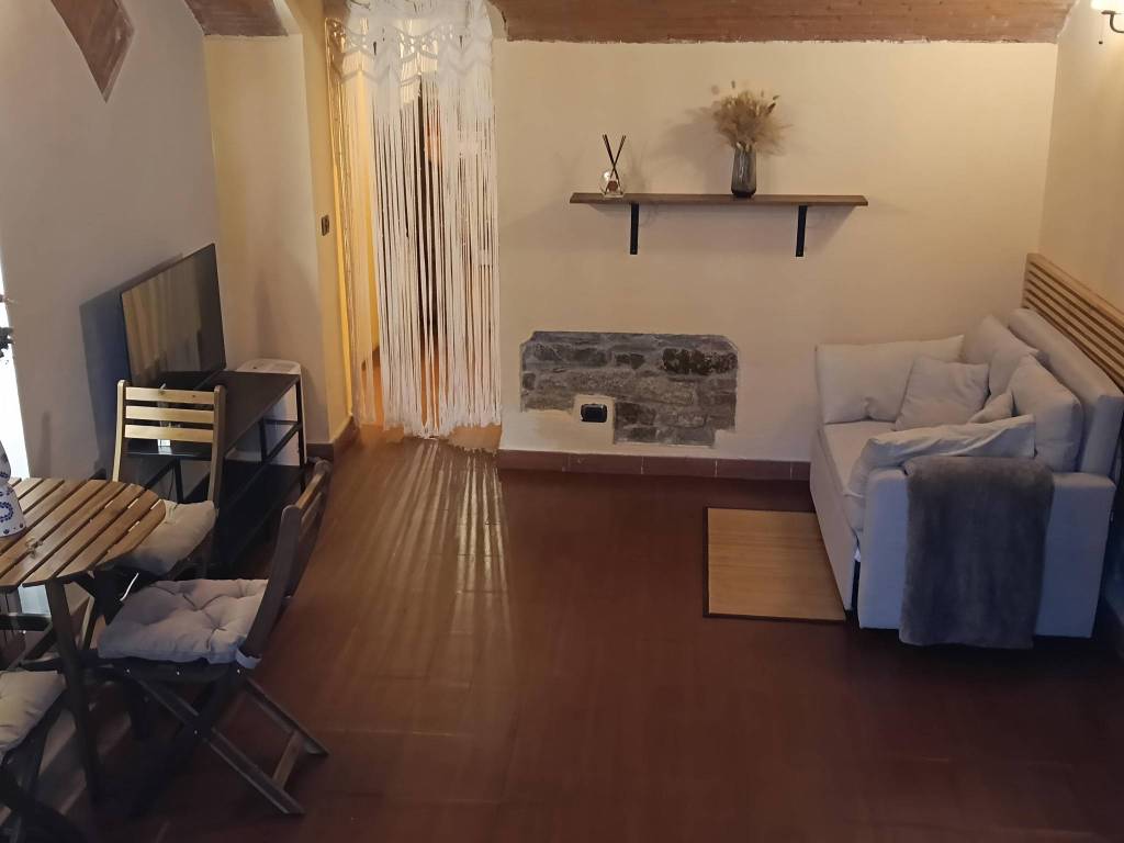 locale commerciale in vendita a Firenze in zona Centro Storico