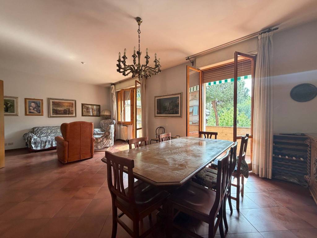 appartamento in vendita a Firenze in zona Isolotto