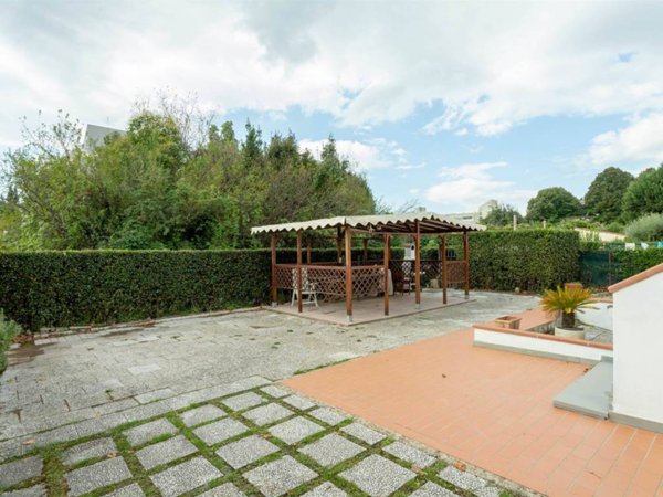 casa indipendente in vendita a Firenze in zona Brozzi