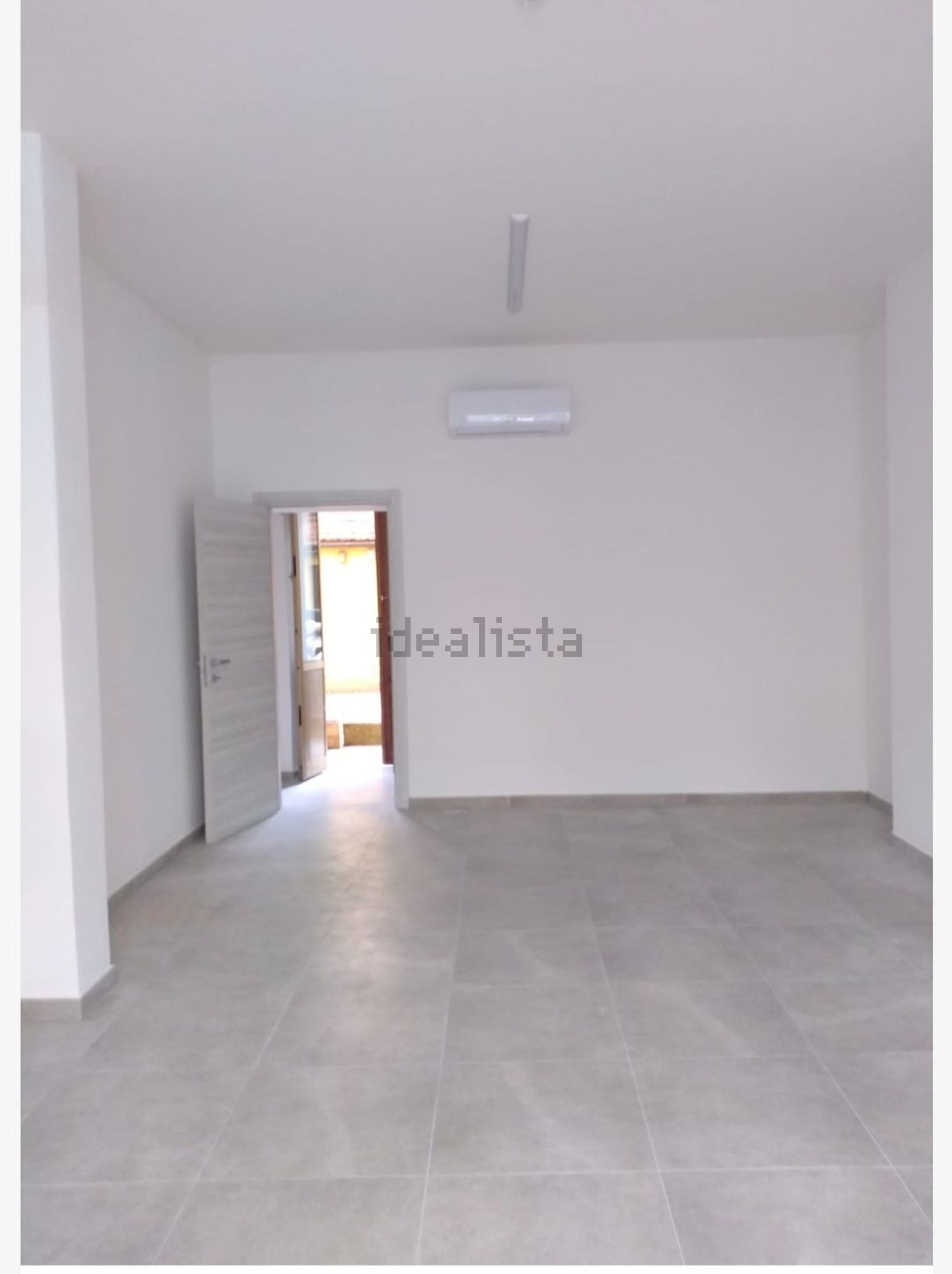 negozio in vendita a Firenze in zona Careggi