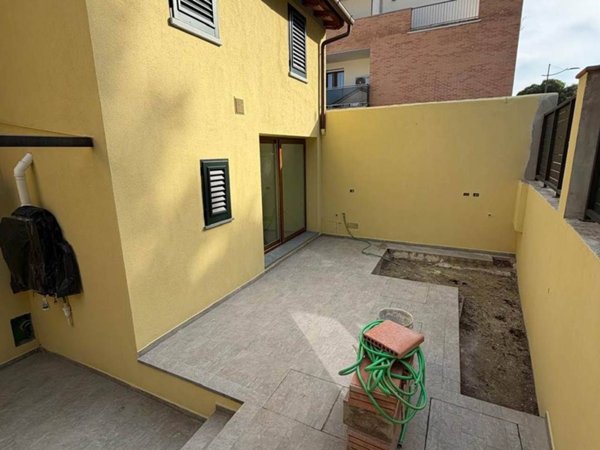 casa indipendente in vendita a Firenze in zona Novoli