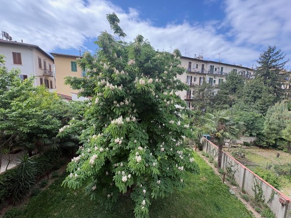 appartamento in vendita a Firenze in zona Campo di Marte