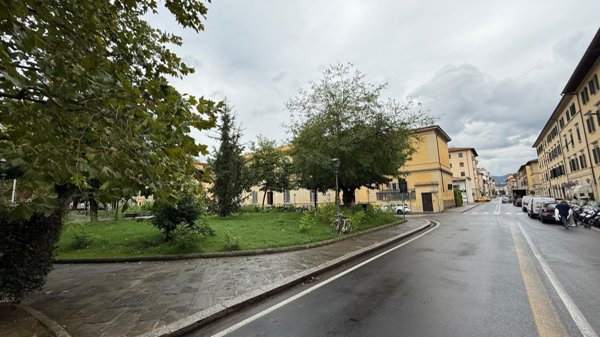 appartamento in vendita a Firenze in zona Campo di Marte