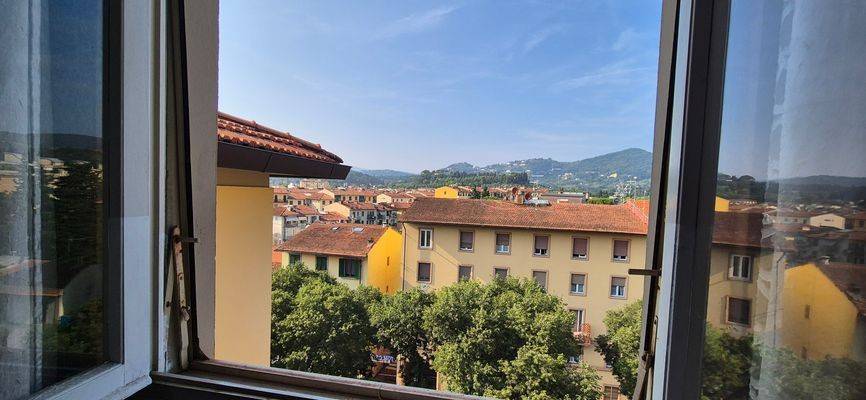 appartamento in vendita a Firenze in zona Campo di Marte