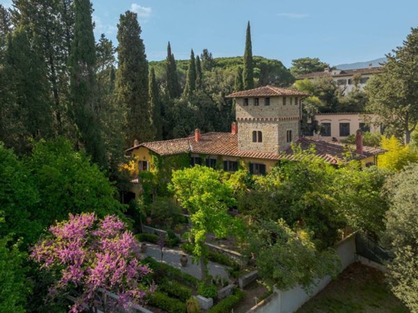 casa indipendente in vendita a Firenze in zona Le Cure