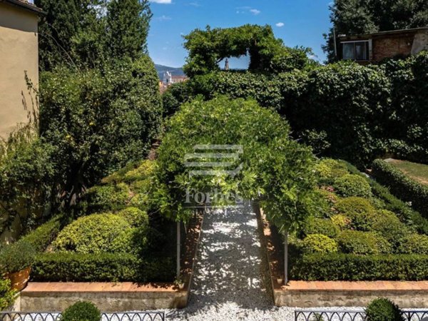casa indipendente in vendita a Firenze in zona Centro San Frediano