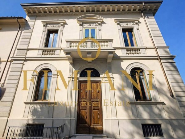casa indipendente in vendita a Firenze in zona Centro Storico