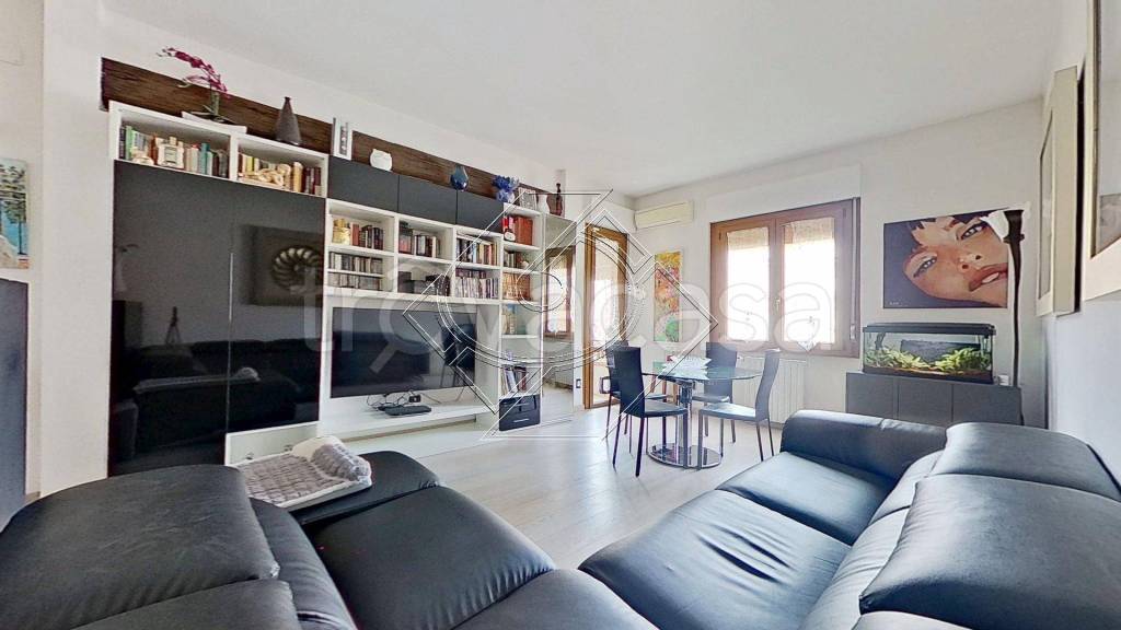 appartamento in vendita a Firenze in zona Isolotto