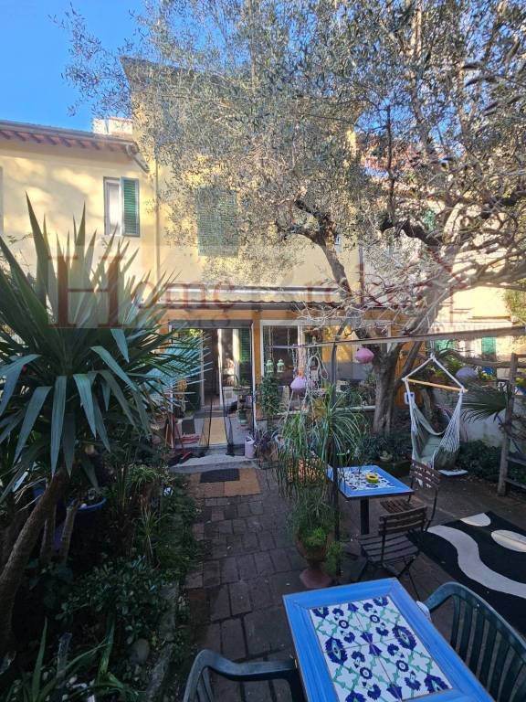 negozio in vendita a Firenze in zona Centro Storico