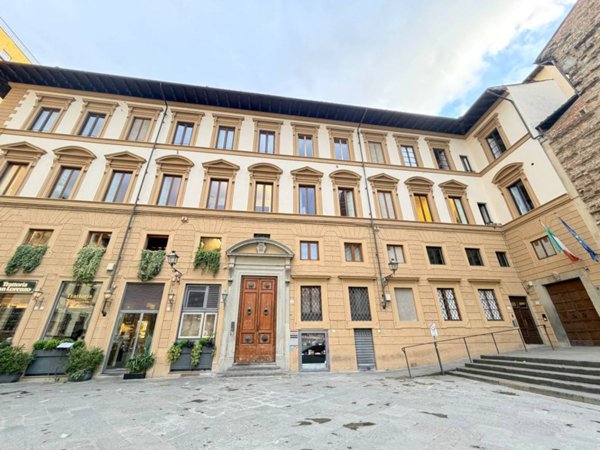 appartamento in vendita a Firenze in zona Centro Duomo