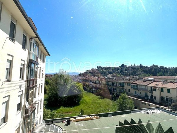 appartamento in vendita a Firenze in zona Isolotto
