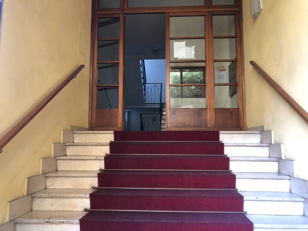 appartamento in vendita a Firenze in zona Campo di Marte